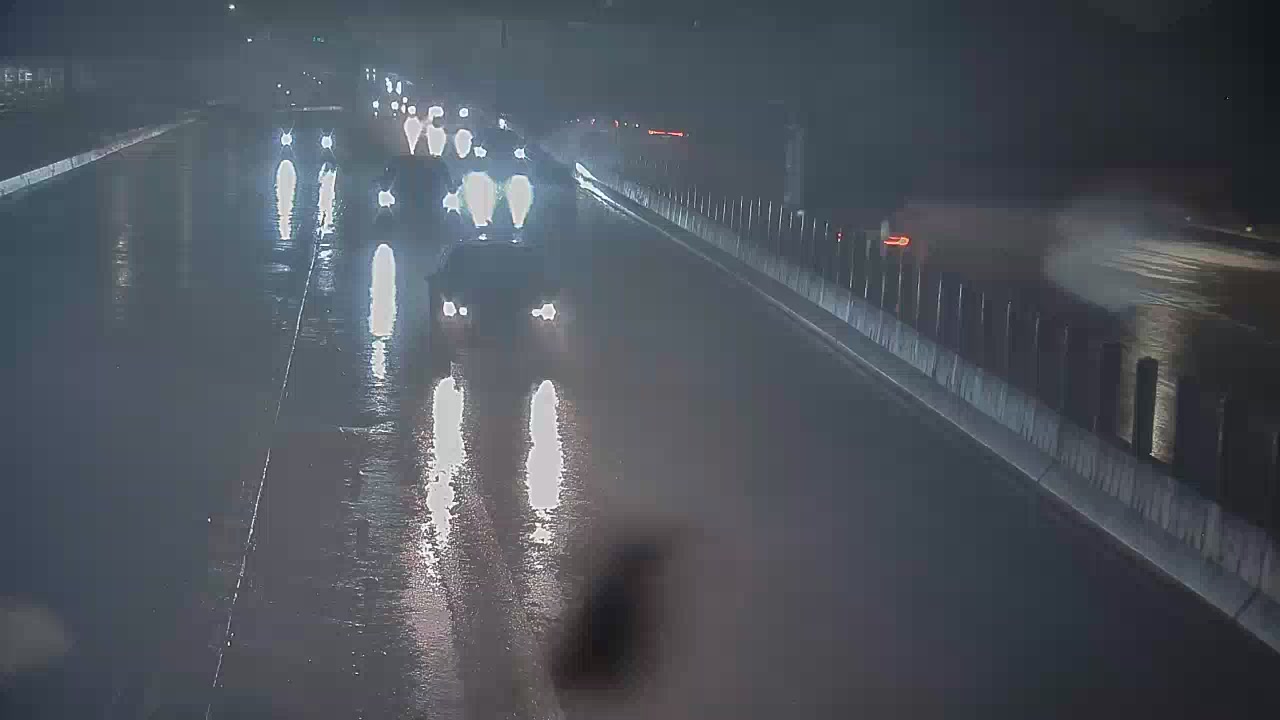 板橋區台64線萬板路上方